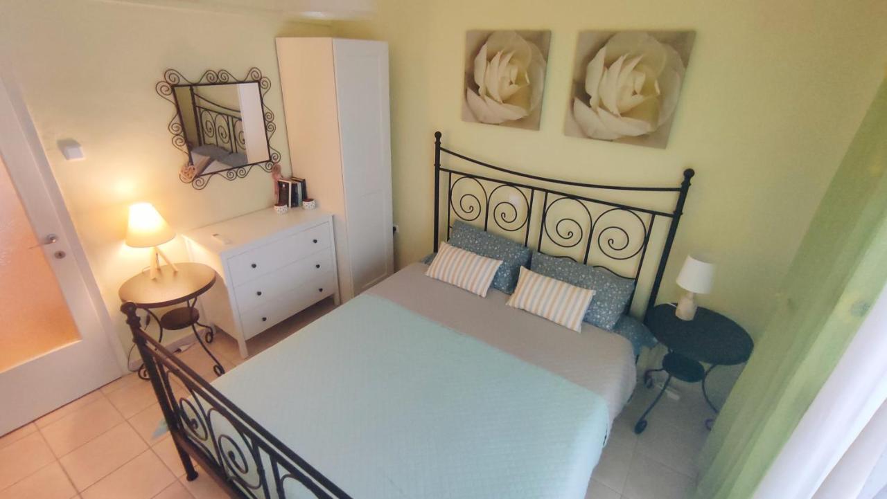 Cosy Apartment By The Sea Metamorfosi  Dış mekan fotoğraf